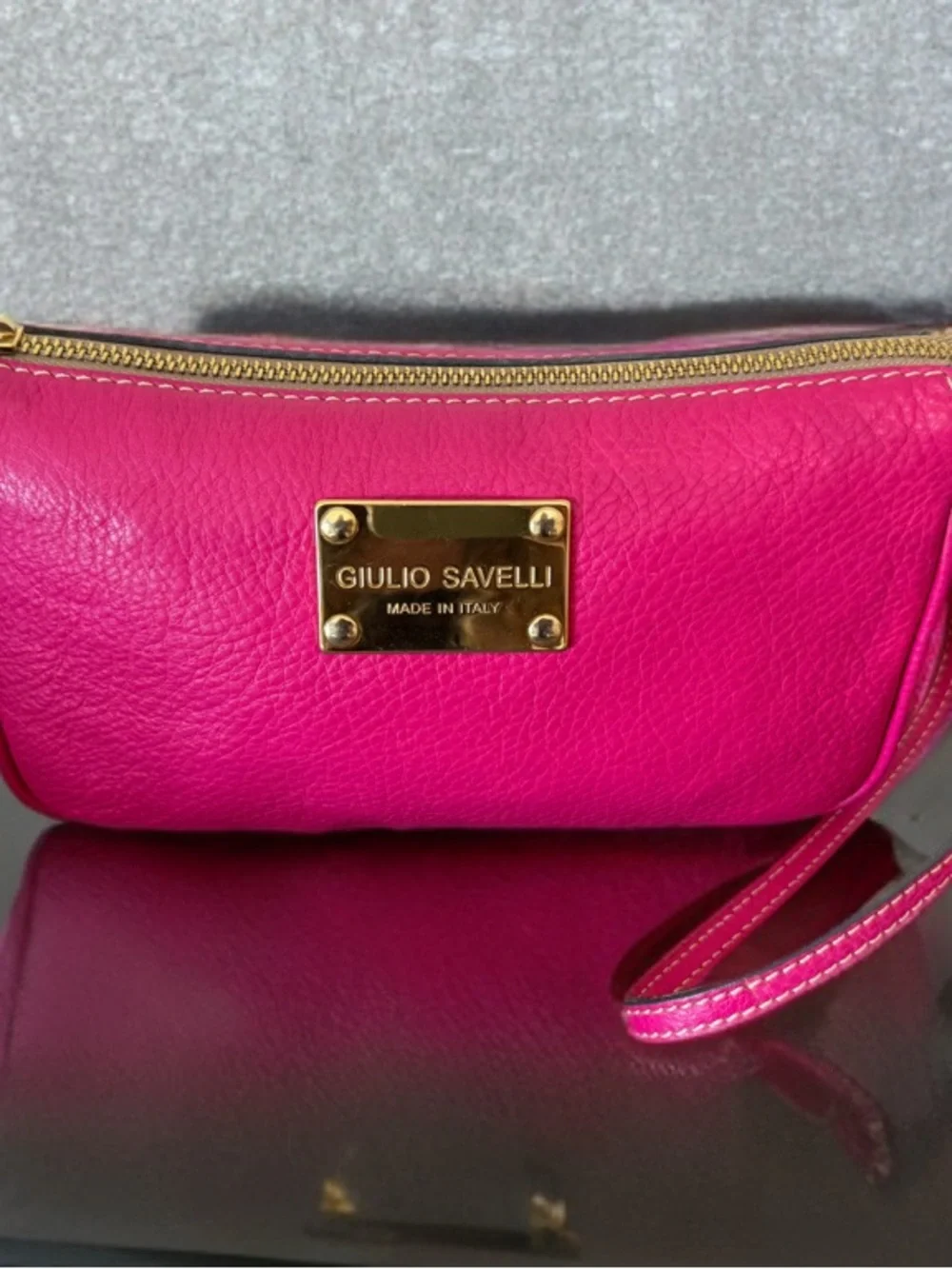 Giulio Savelli genuine leather pink purse, crossbody or wristlet made in Italy